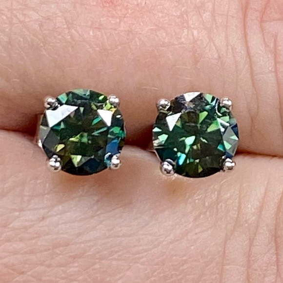 Certified 1 Carat Green Diamond Stud Earrings ~ Authentic Moissanite Studs - Picture 1 of 10